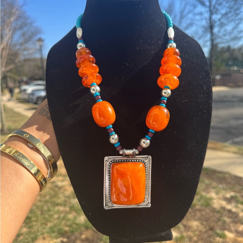 COPY - ALLY STATEMENT NECKLACE - Picture 5 of 6